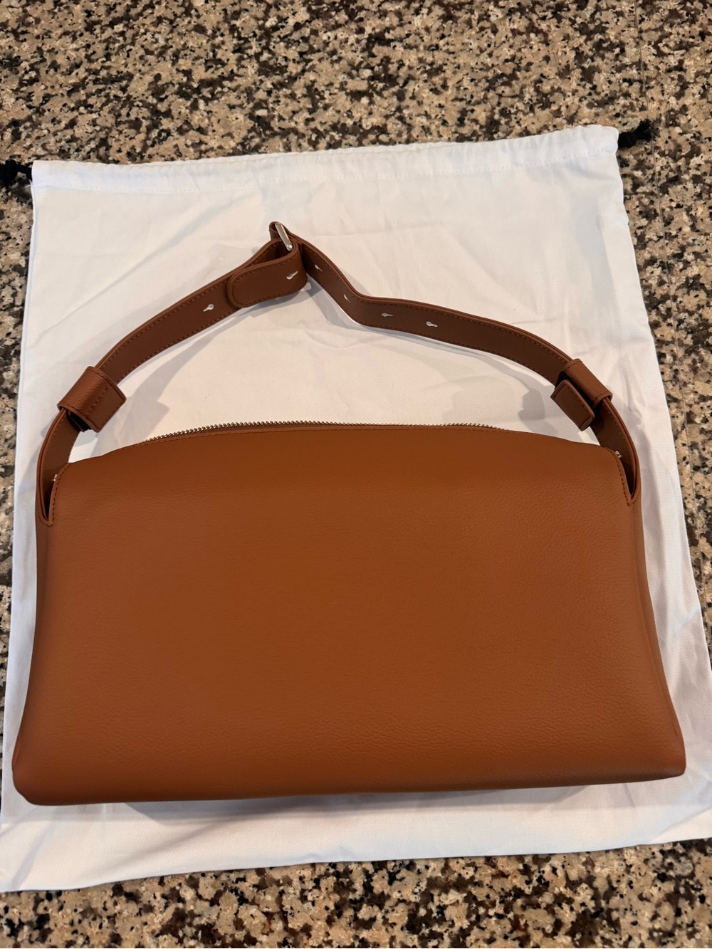 Mina Baie Stroller Caddy - Terra & Gold - Picture 3 of 7